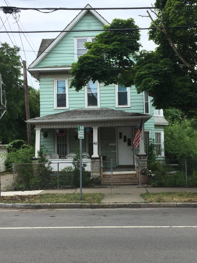 Bed and breakfast Aaron House Of